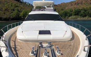 Ferretti 830 (2008)