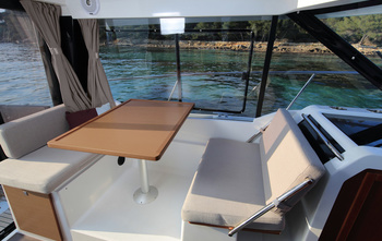 Jeanneau Merry Fisher 895