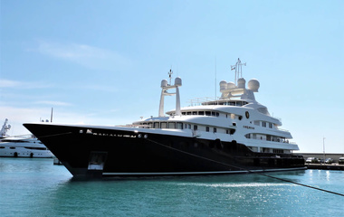 Devonport Yachts Pure