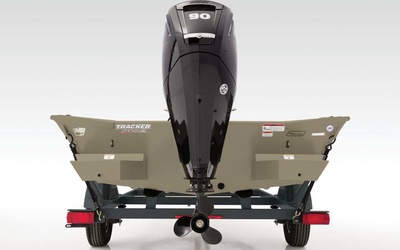 Tracker Grizzly 1860 CC