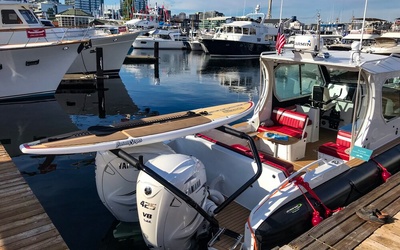 Life Proof 33 Full Cabin