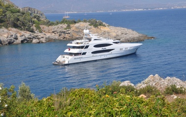 Trinity Yachts Reef Chief