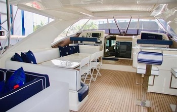 Ferretti 960