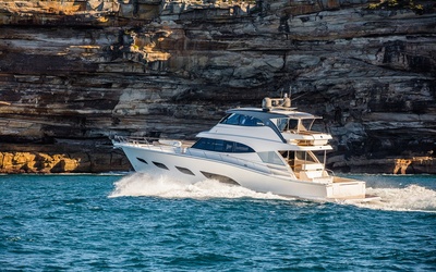 Riviera 68 Sports Motor Yacht