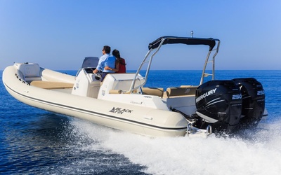 Black Fin Elegance 9