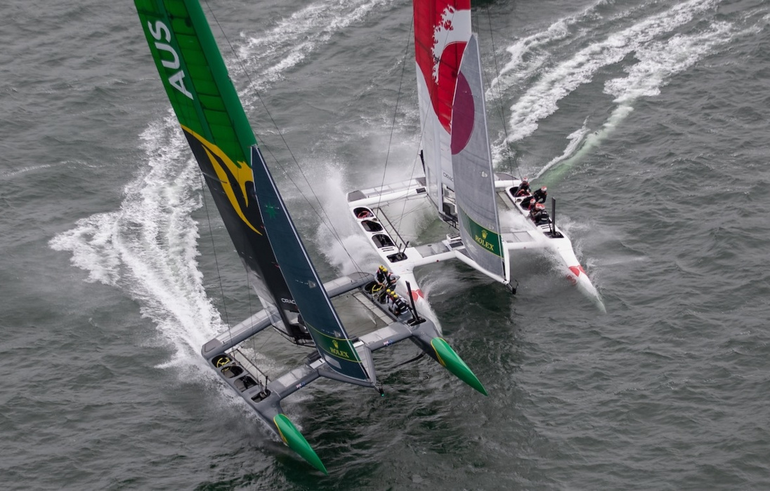The apogee was the failure of electronics on board the Japanese catamaran neatly before the final match with the Australians. 