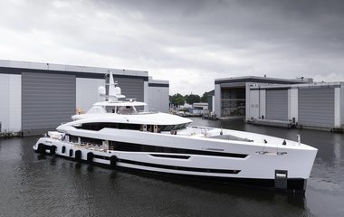 Heesen Santosha