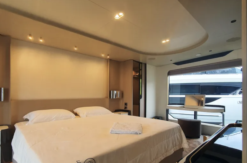 Azimut Jasmine 79