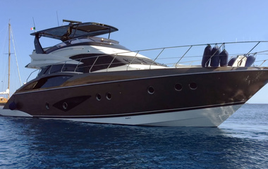 Marquis 630 Sport Yacht
