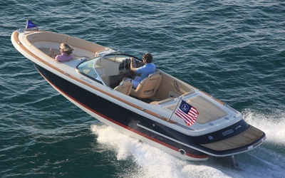Chris-Craft Launch 23