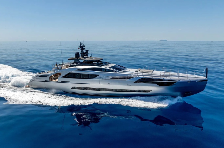 Pershing Cabo