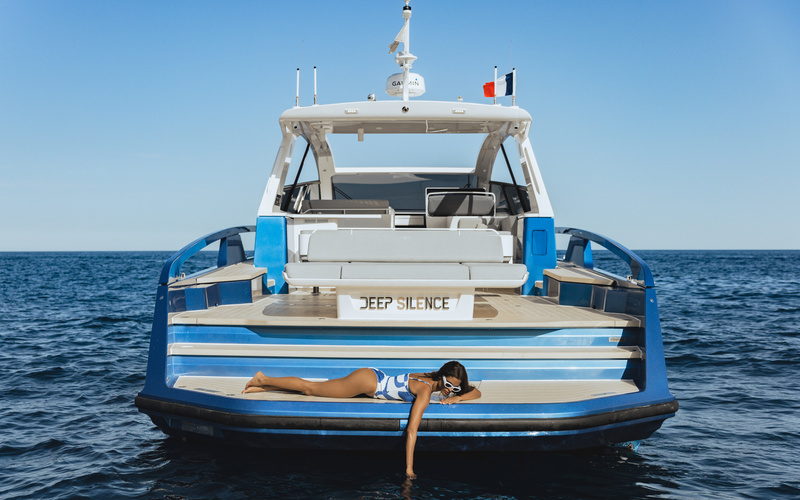 Sialia 57 Deep Silence