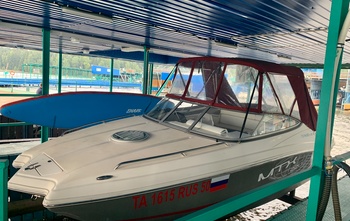 Rinker 220 MTX (2012)