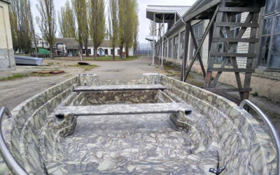 Akua Boat Касатка 405