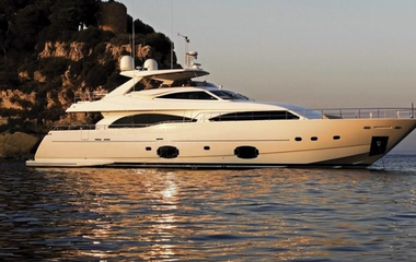 Custom Line Pareakki