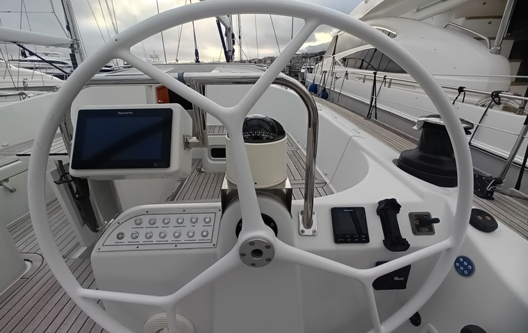 Comar  Comet 62rs (2020)