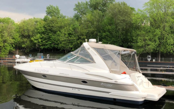 Cruisers Yachts 340 Express