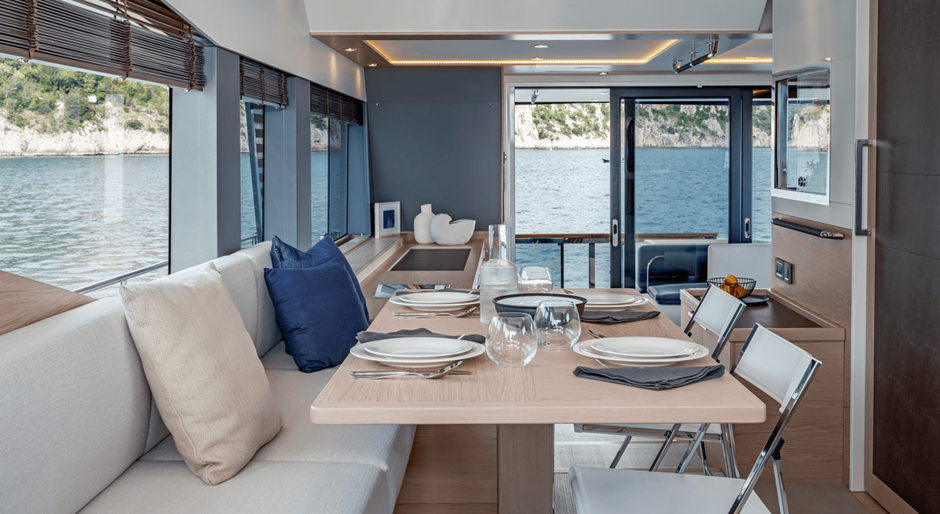 Beneteau Grand Trawler 62