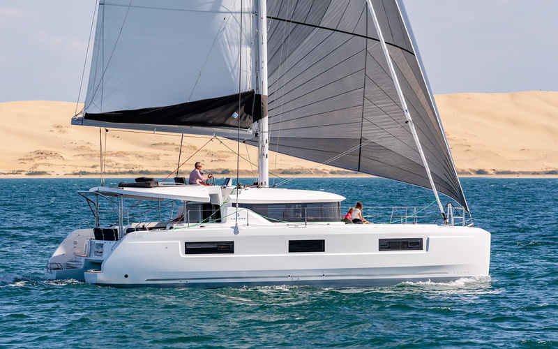 Lagoon 60