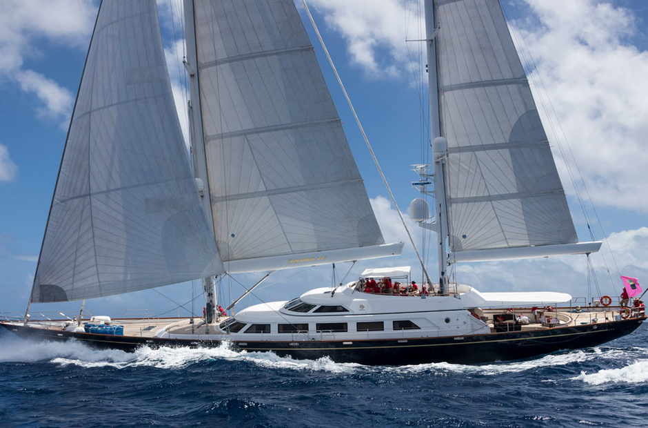 Perini Navi Aquarius