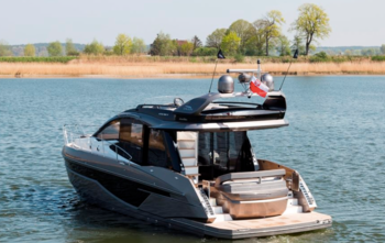 Galeon 470 Skydeck