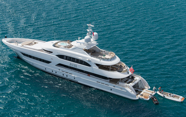 Heesen Asya