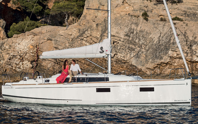 Beneteau Oceanis 38.1
