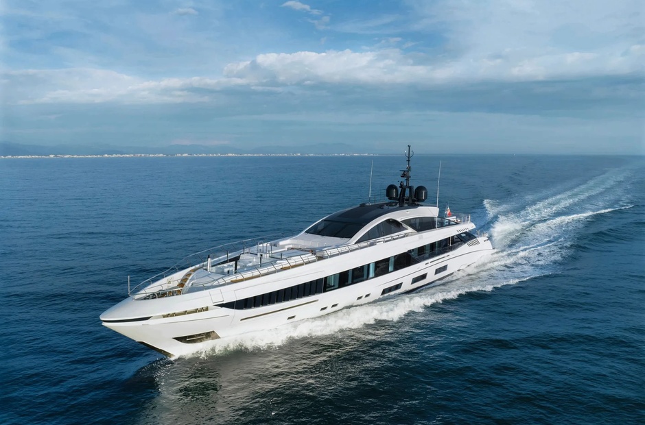 Mangusta She's a 10 Too