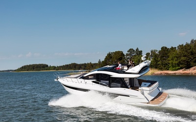 Galeon 470 Skydeck
