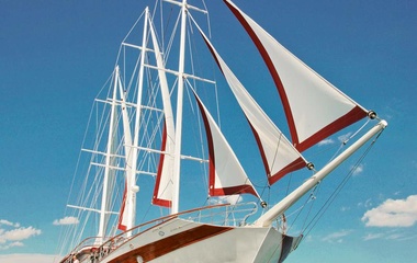 Custom Boats Amorena