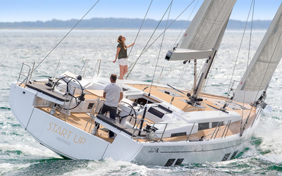 Hanse 548