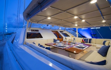 Derecktor Shipyards Kawil