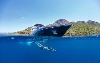 Devonport Yachts Aquarella