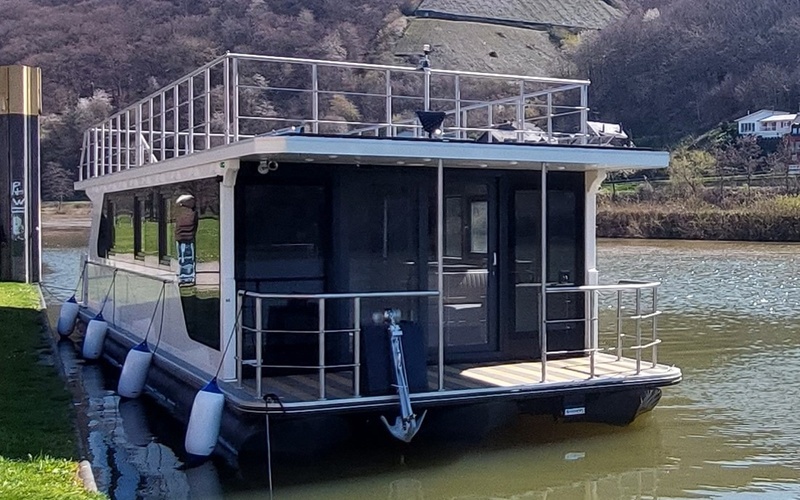 Inter Corpora Demeter 145