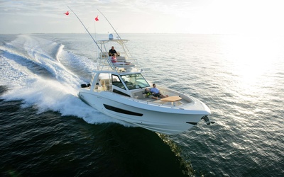 Boston Whaler 420 Outrage