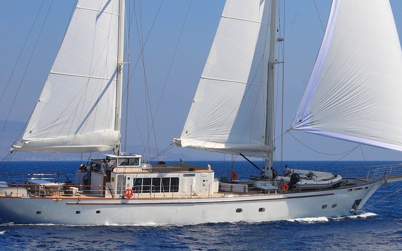 Aegean 39 M