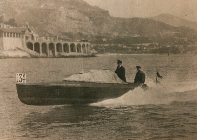 Powerboat Daimler