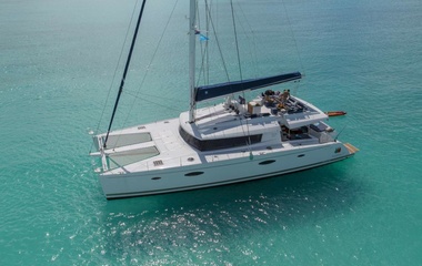 Fountaine Pajot Nenne