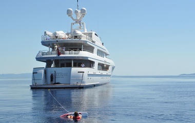 Trinity Yachts Mustique