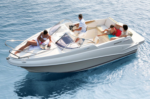 Quicksilver Activ 640 Cabin