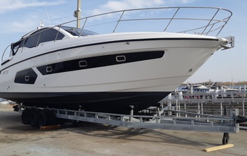 2015, Azimut Atlantis 43