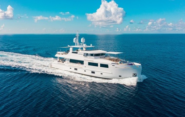 Mengi-Yay Yachts Curfew II