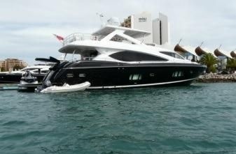 Sunseeker 88 Yacht