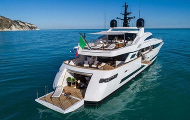 ISA Yachts Agora III