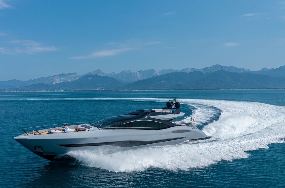 Mangusta Ours