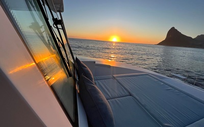 Two Oceans 555 Power Catamaran