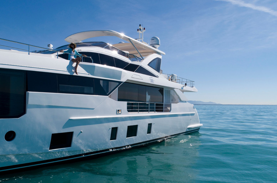 Azimut Chestnut