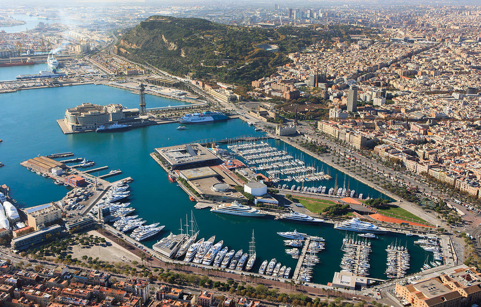 Марина OneOcean Port Vell способна принять 148 яхт размером до 190 метров