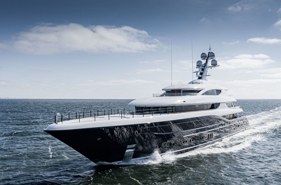Feadship Podium