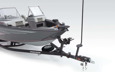 Tracker Targa V-19 WT